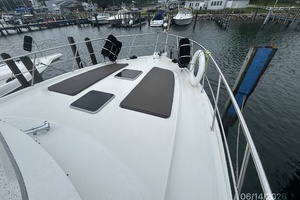 Manifest 42ft Cruisers Yachts Yacht For Sale