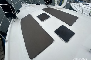 Manifest 42ft Cruisers Yachts Yacht For Sale