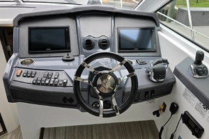 Main Cabin Helm