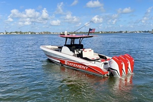 35ft Statement Yacht For Sale