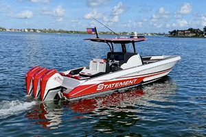 35ft Statement Yacht For Sale