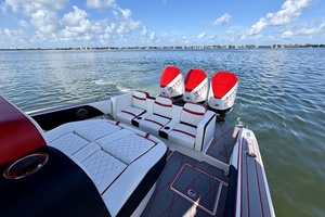 35ft Statement Yacht For Sale