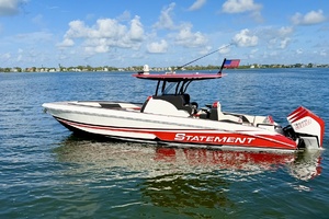 35ft Statement Yacht For Sale