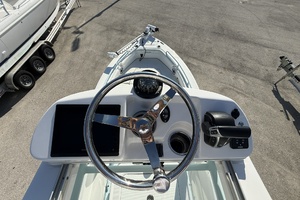 24ft Everglades Yacht For Sale