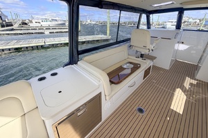 Lucky Boys 38ft MJM Yacht For Sale