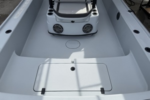 24ft Yellowfin Yacht For Sale