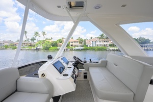 Tiara 44 Daybreak - Exterior Flybridge