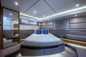 56FT (17.15M) SEA RAY