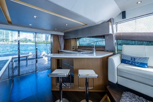 56FT (17.15M) SEA RAY