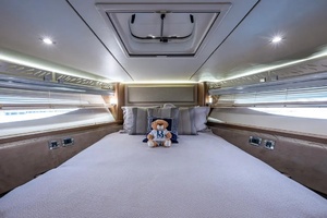 56FT (17.15M) SEA RAY