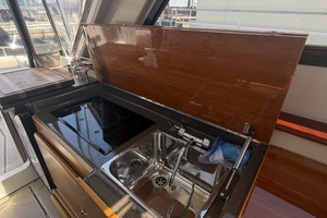 30ft Cutwater Yacht For Sale