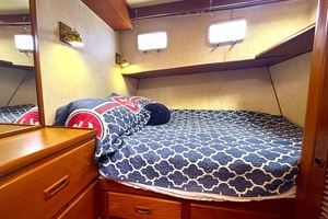 Boat Hair Don t Care 48ft Offshore Yachts Yacht For Sale
