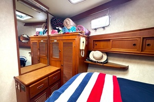 Boat Hair Don t Care 48ft Offshore Yachts Yacht For Sale