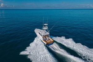 48FT (14.63M) MERRITT Worth Avenue Yachts