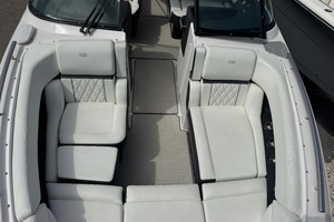 29ft Regal Yacht For Sale