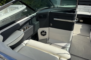 29ft Regal Yacht For Sale