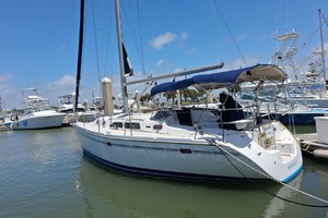 35' Catalina 2005 Yacht For Sale