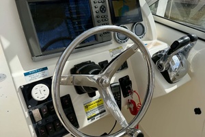 26ft World Cat Yacht For Sale