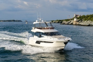 At Eaze 2022 Prestige 520 Yacht For Sale in Newport RI