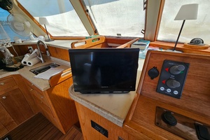 Half Full II 39ft Mainship Yacht For Sale