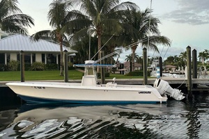 33' Contender 2007