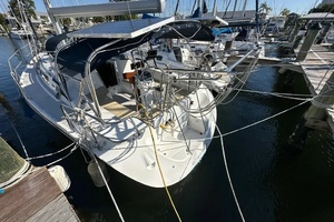 Flagship 35ft Catalina Yacht For Sale
