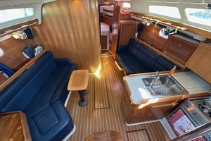 Flagship 35ft Catalina Yacht For Sale
