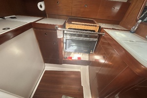 Belican 32ft Beneteau Yacht For Sale