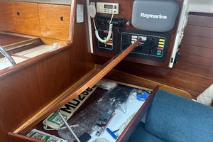 Belican 32ft Beneteau Yacht For Sale