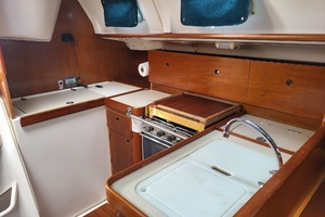 Belican 32ft Beneteau Yacht For Sale