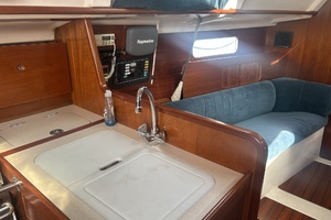 Belican 32ft Beneteau Yacht For Sale