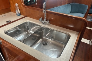 Belican 32ft Beneteau Yacht For Sale