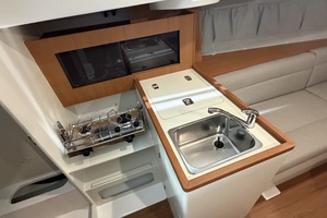 33ft J Boats Yacht For Sale