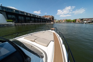 30ft Navan Yacht For Sale
