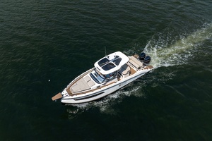 30ft Navan Yacht For Sale
