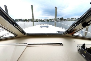 Lily Pad 32ft Atlas Yacht For Sale