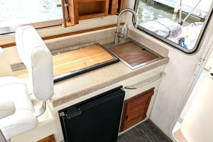 Lily Pad 32ft Atlas Yacht For Sale