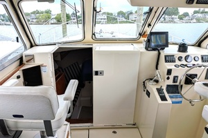 Lily Pad 32ft Atlas Yacht For Sale