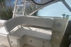 LUTORIA 30ft Pursuit Yacht For Sale