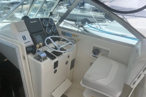 LUTORIA 30ft Pursuit Yacht For Sale