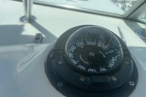 LUTORIA 30ft Pursuit Yacht For Sale
