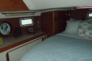 Sapphire 38ft Irwin Yacht For Sale