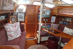 Sapphire 38ft Irwin Yacht For Sale