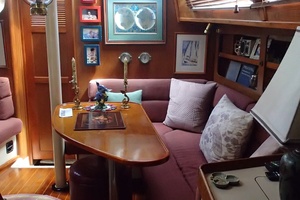 Sapphire 38ft Irwin Yacht For Sale