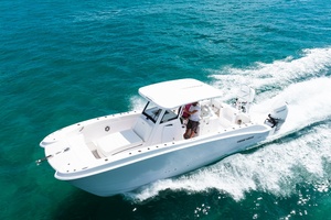 28ft Twin Vee Yacht For Sale
