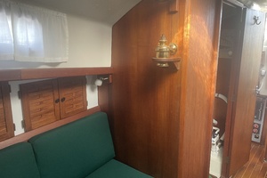 FIESTY 31ft Nonsuch Yacht For Sale