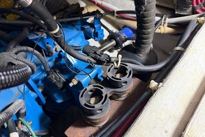 Liquid Asset 35ft Carver Yacht For Sale