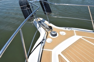 Liquid Asset 35ft Carver Yacht For Sale