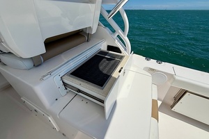 33ft Edgewater Yacht For Sale