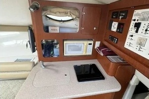 32ft Pro Line Yacht For Sale